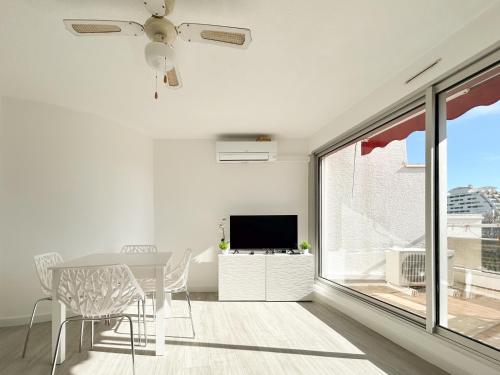 Pacific - studio avec terrasse parking et clim