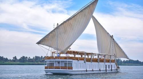 Nile Dahabiya Sailing boat 3 nights from Aswan to Luxor
