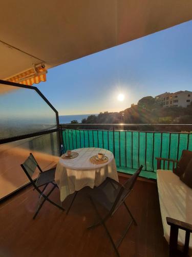 Studio vue mer Sanguinaires 3 minutes des plages