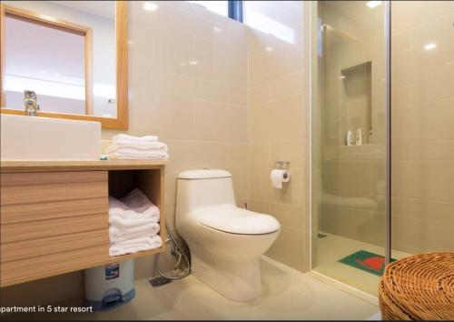 Phòng tắm tại Ocean Apartment