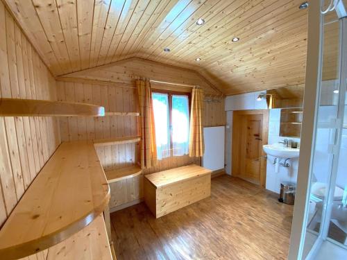 Alis - grosses Chalet, nahe Sportarena und Skilift, bis 9 Personen