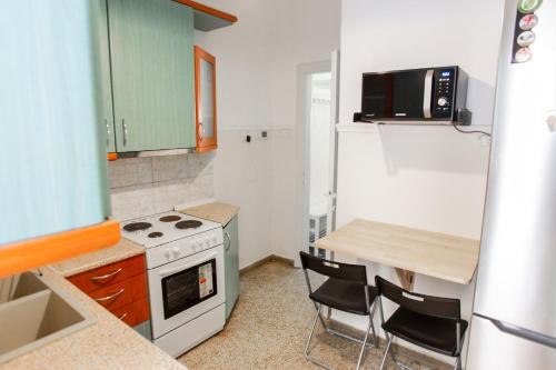 Central University flat - Πανεπιστήμιο - Έκθεση