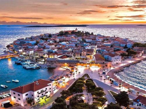 Γενική θέα στη θάλασσα ή θέα στη θάλασσα από  αυτός ο ξενώνας