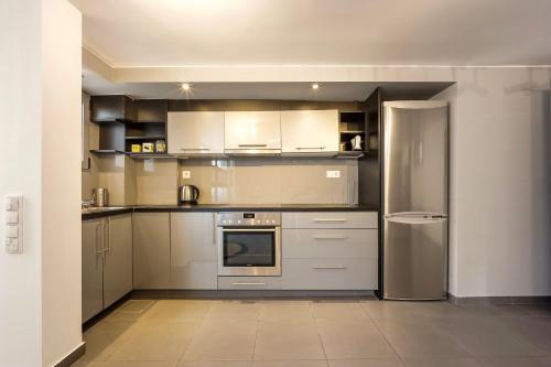 Modern & Spacious 1BR in Gazi l Private balcony