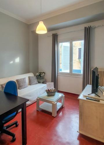 White Rose, Budget Flat in Chania Town Center