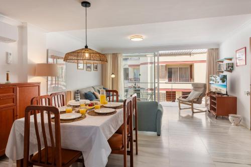 NEW! LA GOLA 30m to the beach by JS villas