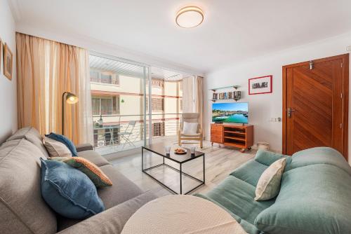 NEW! LA GOLA 30m to the beach by JS villas