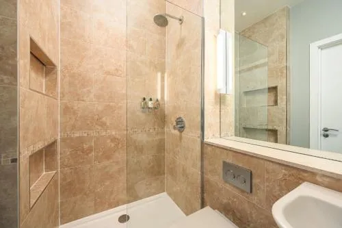 Destiny Scotland - St Andrew Square Apartments photo 26