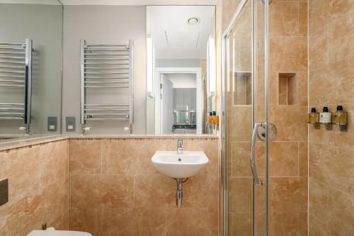 Destiny Scotland - St Andrew Square Apartments photo 40