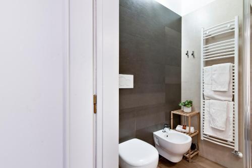 Ein Badezimmer in der Unterkunft B&B Kalurya - Lecce Selection