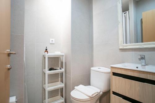 Kúpeľňa v ubytovaní Beautiful apartment in Las Ramblas Barcelona 6pax