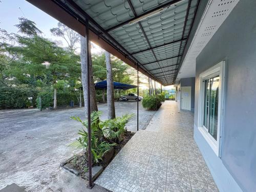 Κήπος έξω από το Krabi Ava Hill