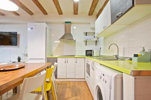 Las Ramblas, comfort in BCN for 8 persons