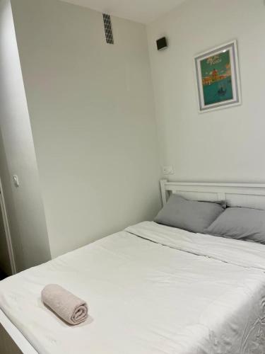 Private Studio 15m2 a Porte Maillot