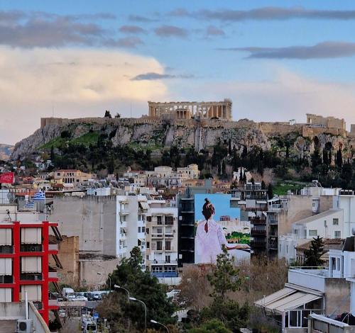 Exquisite Penthouse with Breathtaking Acropolis Panorama View