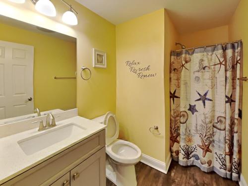 Ένα μπάνιο στο Put-In-Bay Waterfront Condo #108