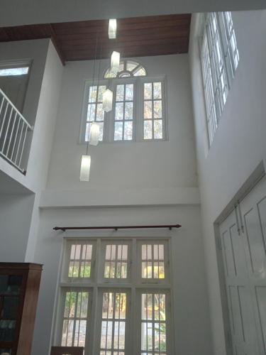 Φωτογραφία από το άλμπουμ του Cozy villa in green σε Panadura