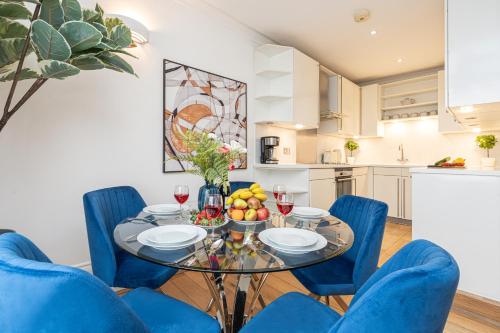 Η κουζίνα ή μικρή κουζίνα στο Green Park Apartments