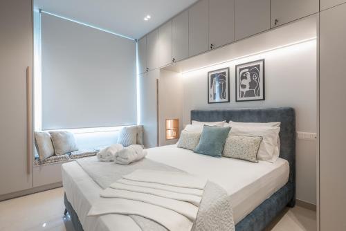Exclusive Suite by CloudKeys