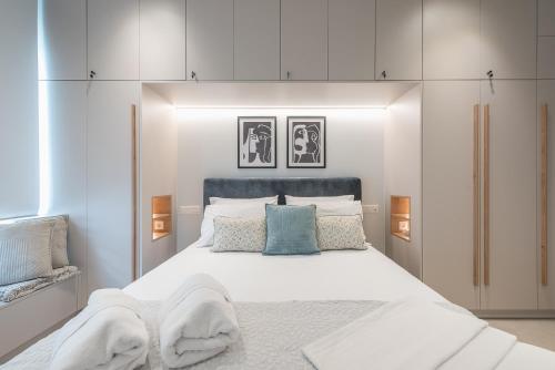 Exclusive Suite by CloudKeys
