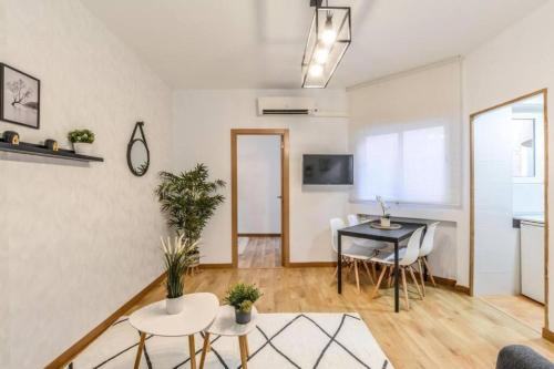 Μια τηλεόραση ή/και κέντρο ψυχαγωγίας στο AH- Corazón de Madrid Plaza de España