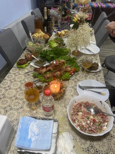 Comida en o cerca de esta habitación en casa particular