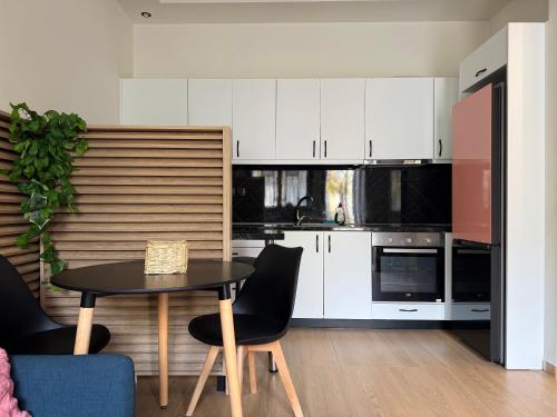 K43 Brand-New Stylish - Cloud9 in the city