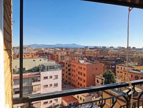 Panoramic penthouse 10m from metro A