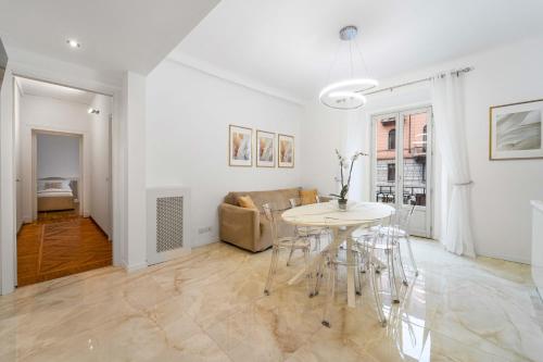 Central Apartment - 10 min to Duomo