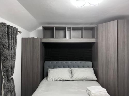 Ένα ή περισσότερα κρεβάτια σε δωμάτιο στο Bliss Room