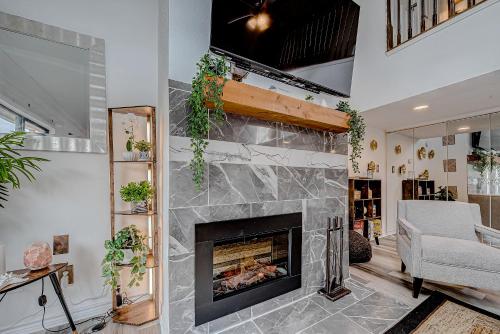 Φωτογραφία από το άλμπουμ του Upscale 1br Condo In Med Center στο Χιούστον
