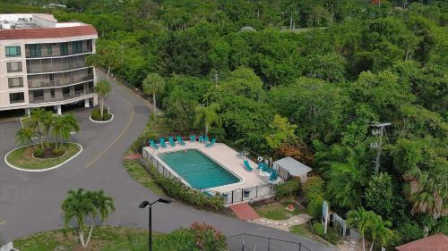 an overhead view of a swimming pool in a resort at MA25188C-103 in New York