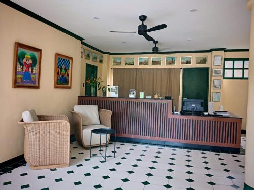 Fotografie z fotogalerie ubytování La Planta Hotel and Restaurant, Inc. v destinaci Bais