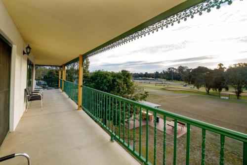 Μπαλκόνι ή βεράντα στο Yarrawonga Mulwala Golf Club