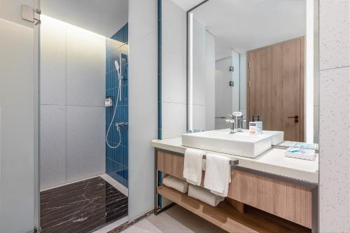 Ένα μπάνιο στο Holiday Inn Express Chenzhou Suxian by IHG