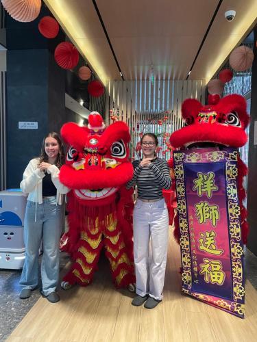 Hosté ubytování base-Beijing Sanlitun Serviced Apartment-Close to Forbidden City, Tian'anmen Square &Bike rental &Subway Line 2&3&17 &Free coffee &Washing machine, Kitchen &English speaking &High speed free WiFi &Robot