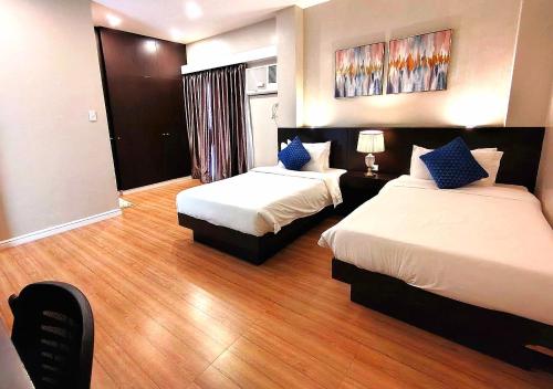 صورة لـ Ambien's Place Residential Hotel في داغوبان