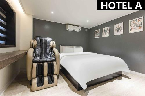 Katil atau katil-katil dalam bilik di Hotel A