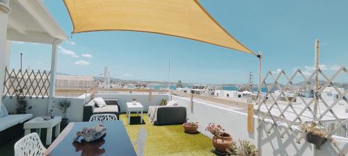 Folia Naxos Rooftop Apartment 8