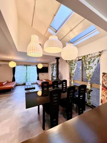 Dragon Villa Spacious 3 Story Home 10 Min to JR Yamanote Line Easy Access to Shinjuku Shibuya Ueno