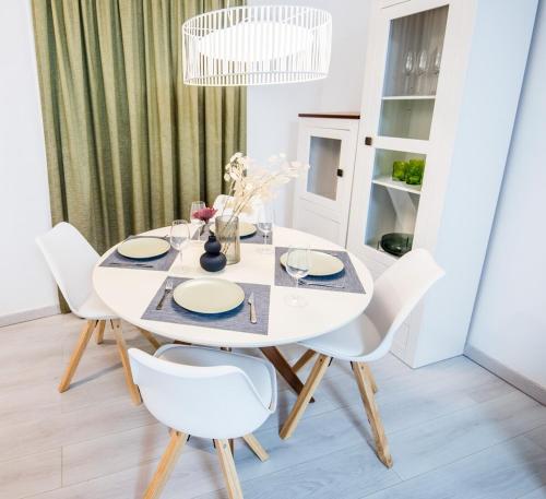 Puerto Banus Marina Apartment!
