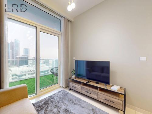 Elegant 1BR with Stunning Canal Views