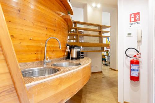 Oliviero - Colosseo Apartment with Terrace