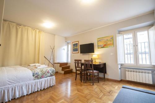 Your Piazza Navona Hideaway with Terrace