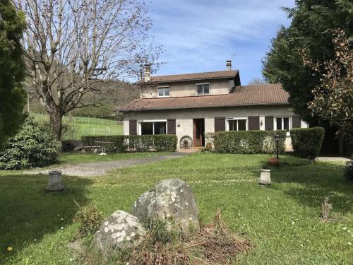 Vallée de la Barousse à Esbareich Hautes-Pyrénées