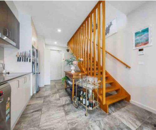 Kuchyň nebo kuchyňský kout v ubytování Plush Apt in Turner with Free Parking and Wifi - Hosted by Canstay