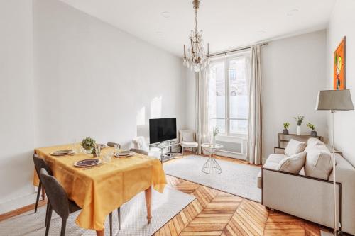 Charmant Appartement 4P- Face ARC de Triomphe