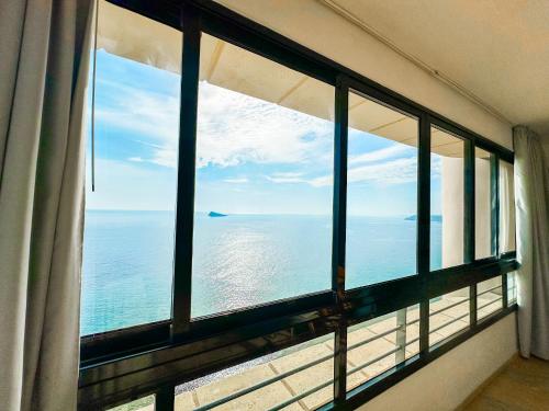 Oceanfront Oasis Apartment with Pool