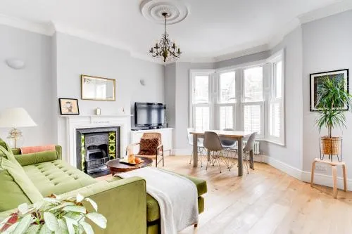 Charming Elegance at The Pontcanna Pearl - Prime Location with Comfort and Style photo 1