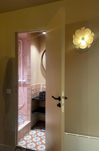 Lovely studio in the heart of Montmartre